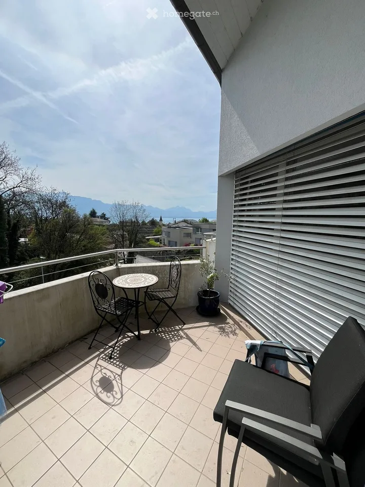 Appartamento 4.5 locali con balcone a Lutry (sottolocazione)