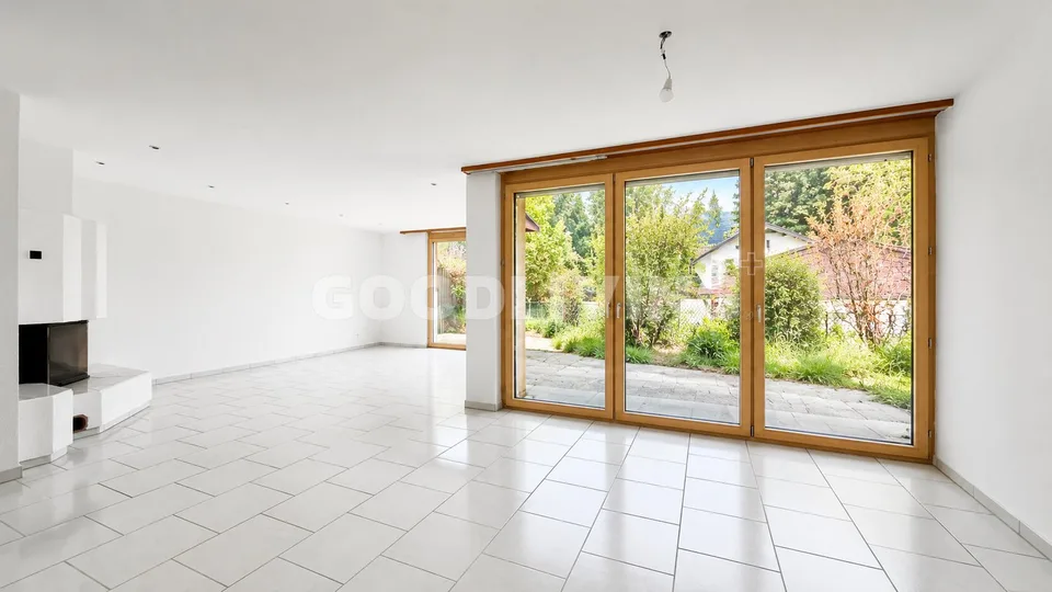 Una casa con giardino, carattere e comfort abitativo moderno