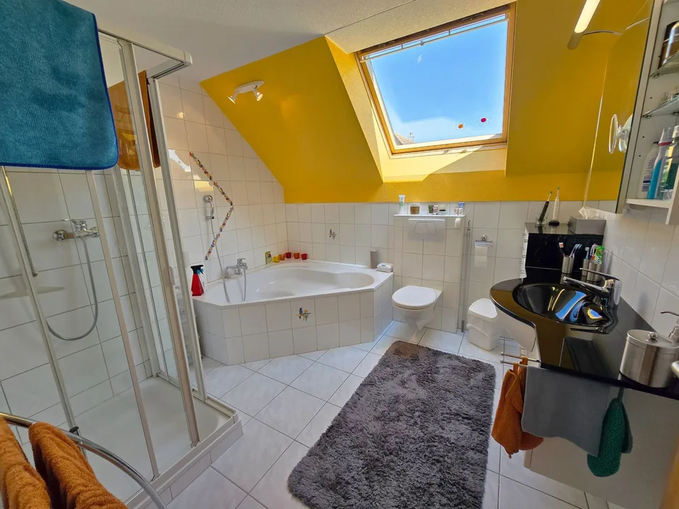 5.5-Zimmer-Doppeleinfamilienhaus an familienfreundlicher Lage