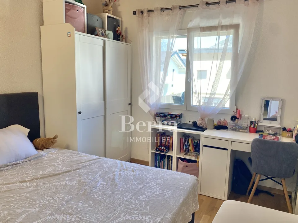 Semi-detached villa with 4.5 rooms