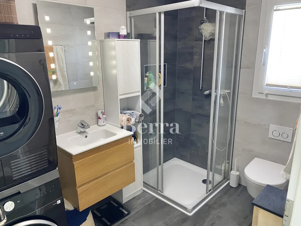 Semi-detached villa with 4.5 rooms