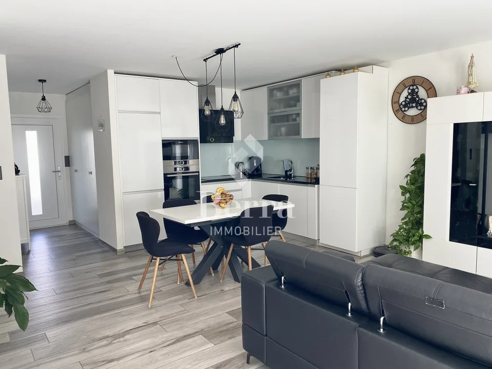 Villa mitoyenne de 4.5 pièces