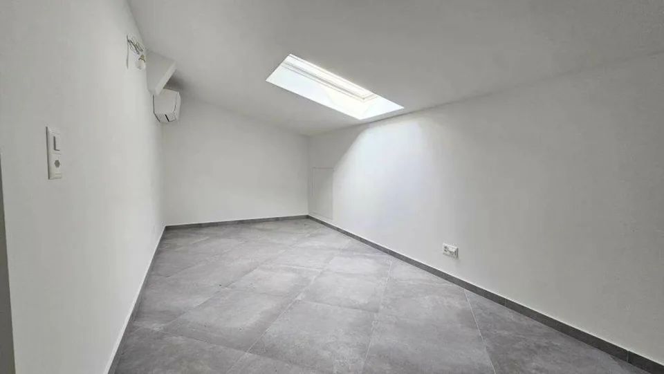 Mansardendachwohnung in Capolago