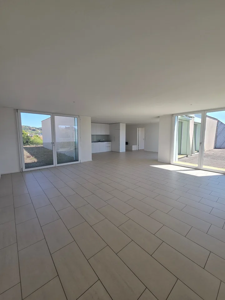 Appartement mansardé moderne de 3,5 pièces avec norme Minergie à Bülach
