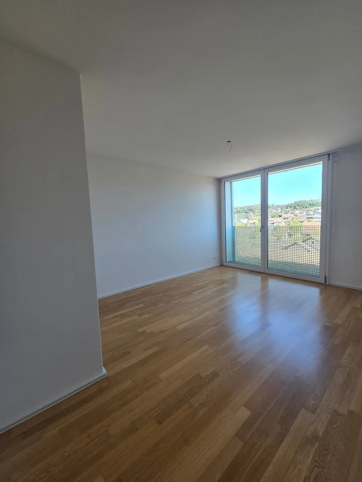 Appartement mansardé moderne de 3,5 pièces avec norme Minergie à Bülach