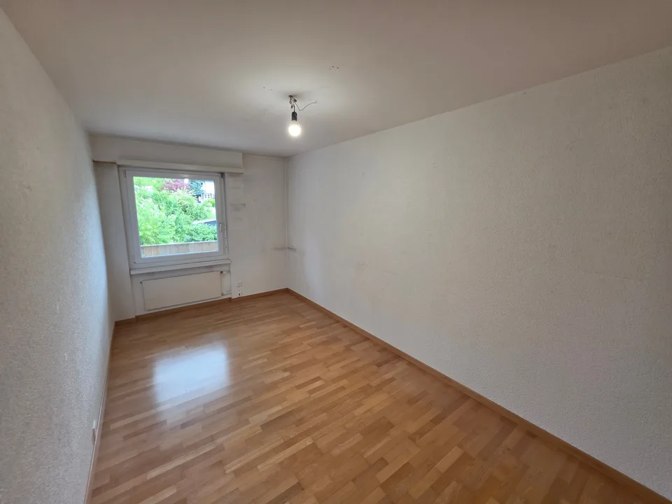 Bel appartement de 4,5 pièces en mansarde à Gossau - situé dans un endroit calme et central