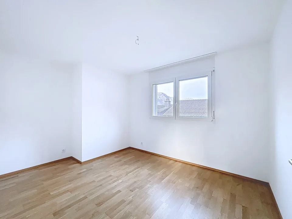 Appartamento moderno di 3.5 locali con balcone a Saxon