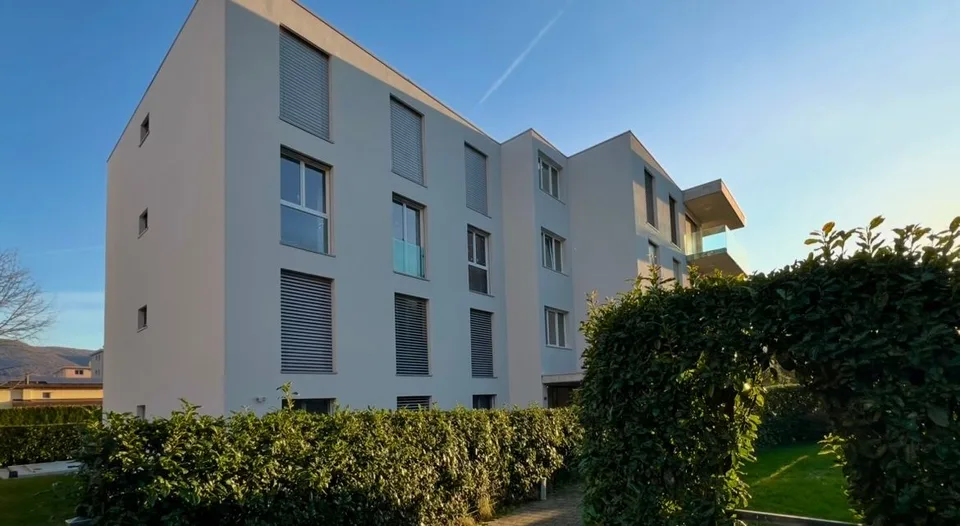 Appartamento 3,5 locali con ampia terrazza e giardino