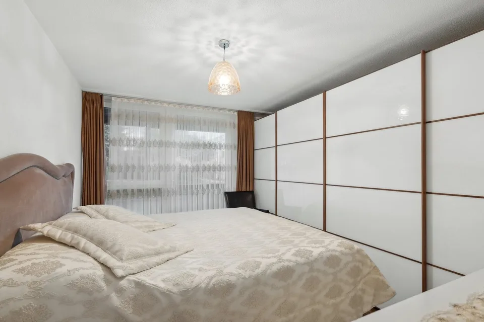 Peaceful living with a view of the green