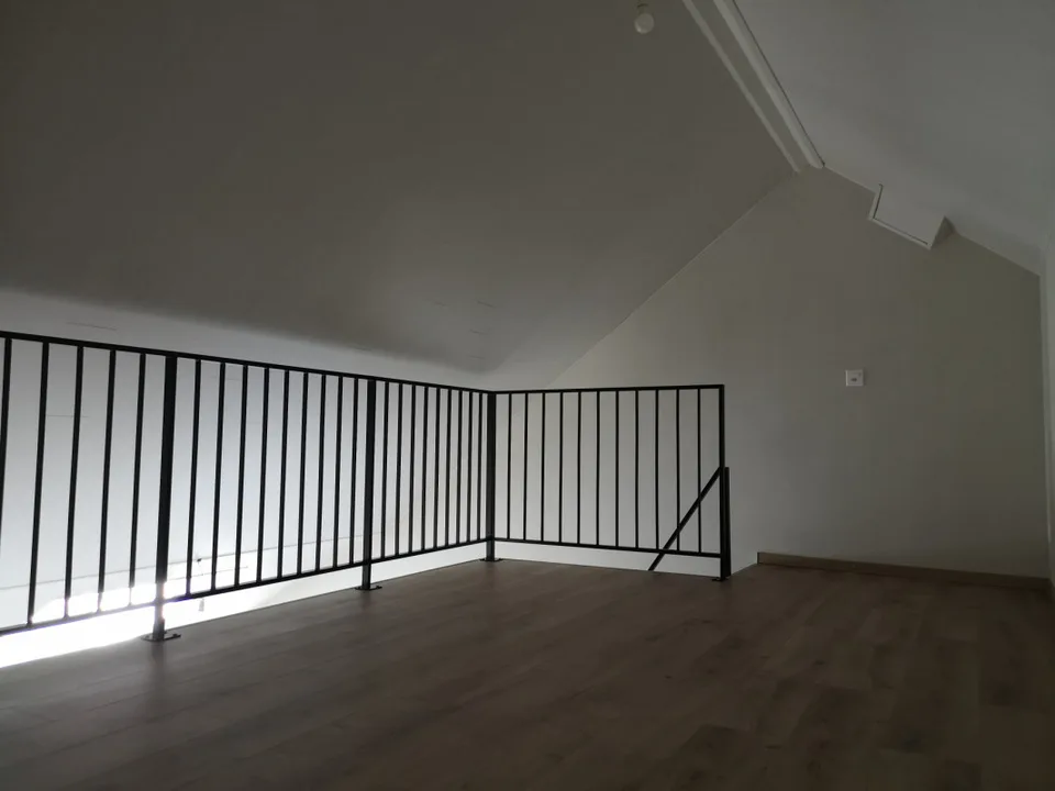 Duplex von Ausnahme mit prächtiger Aussicht auf den Murtensee und die Alpen