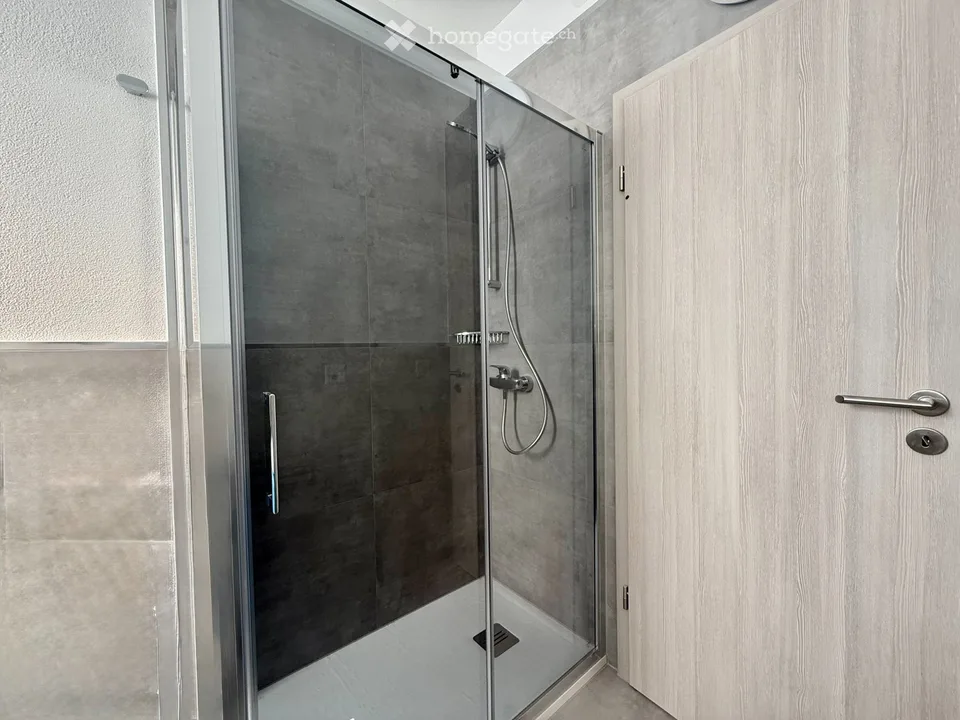 Wir suchen einen Nachmieter für 3,5 Zimmer in Vacallo
