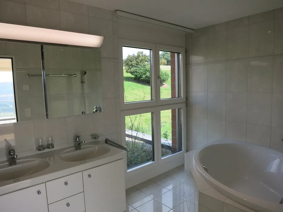 Exklusive 4.5-Zimmer-Maisonette mit traumhafter Aussicht über Zürich