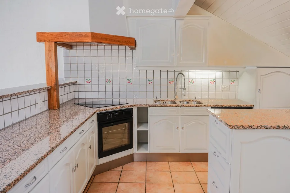 Schönes Apartment zur Miete in einem Dorfhaus in Yens