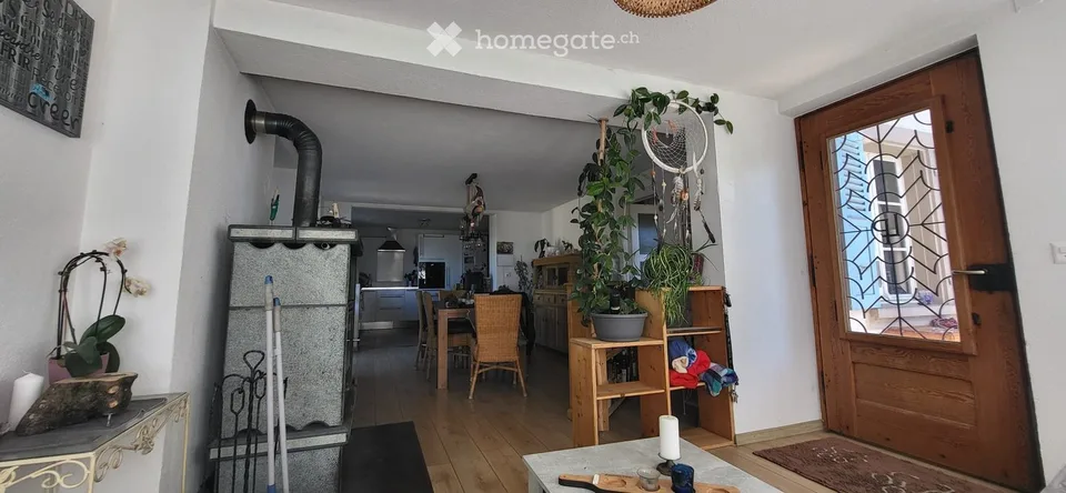 Zu vermieten, großes Einfamilienhaus in Duplex.
