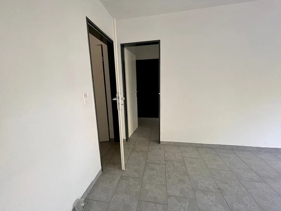 Appartement maisonnette spacieux en centre-ville