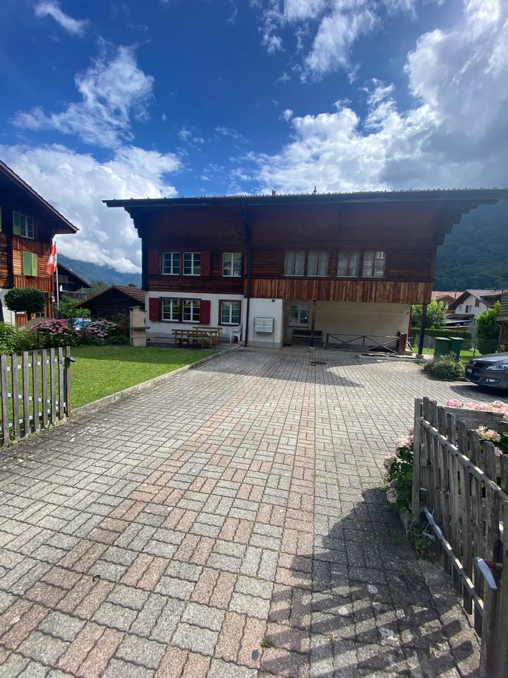 Aussenparkplatz zu vermieten