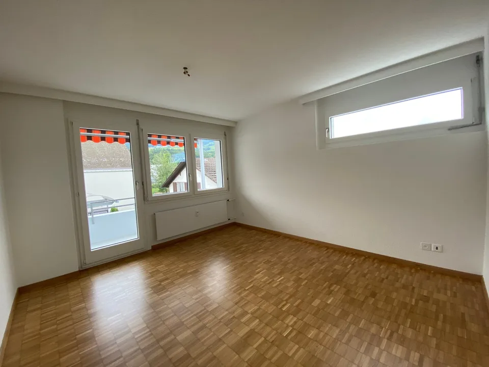gemütliche 4.5 - Zimmerwohnung an zentraler Lage im steuergünstigen Freienbach