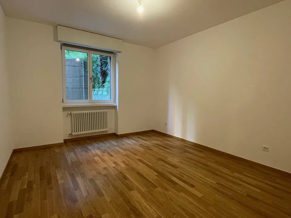 3.5 ROOMS completely RENOVATED with GARDEN