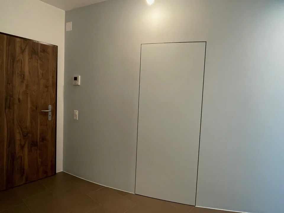 3.5 ROOMS completely RENOVATED with GARDEN
