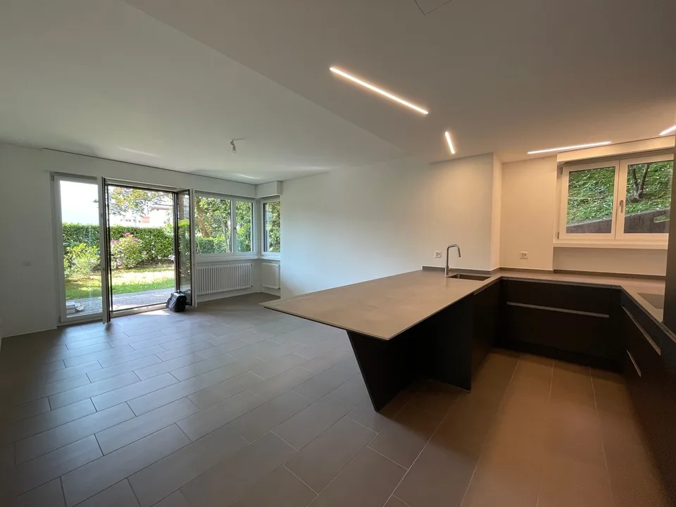 3.5 ROOMS completely RENOVATED with GARDEN