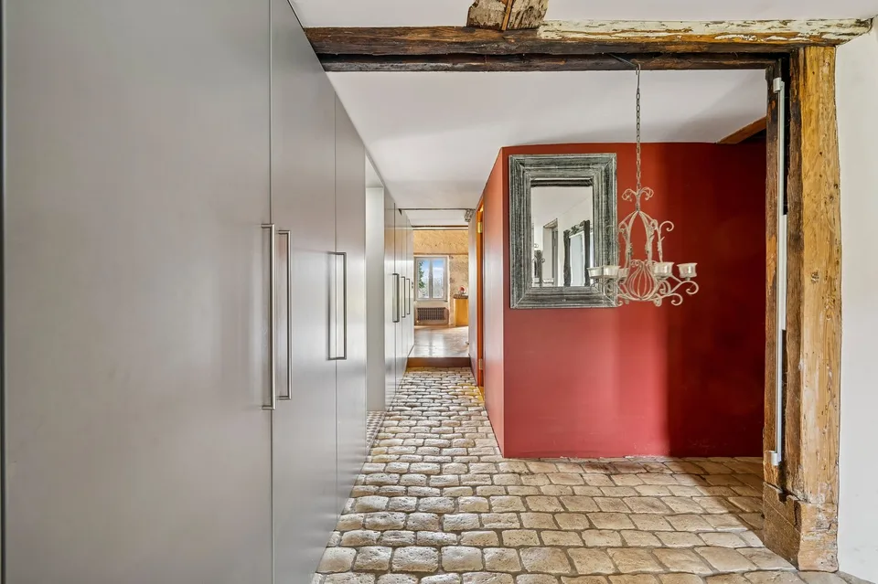 Charmantes 5.5-Zi.-Doppeleinfamilienhaus in Küttigen