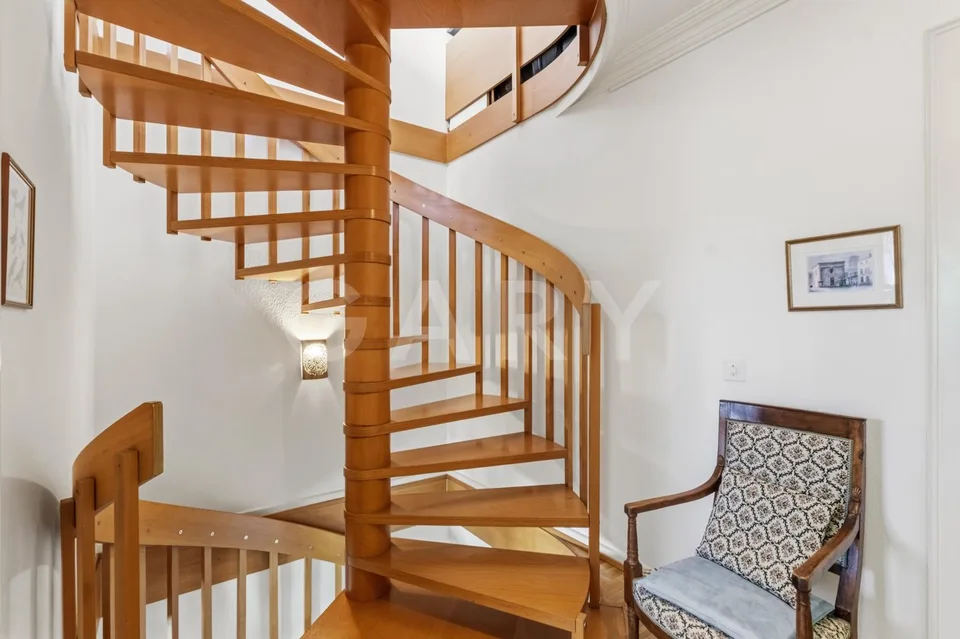 Familienvilla in einer privaten Residenz