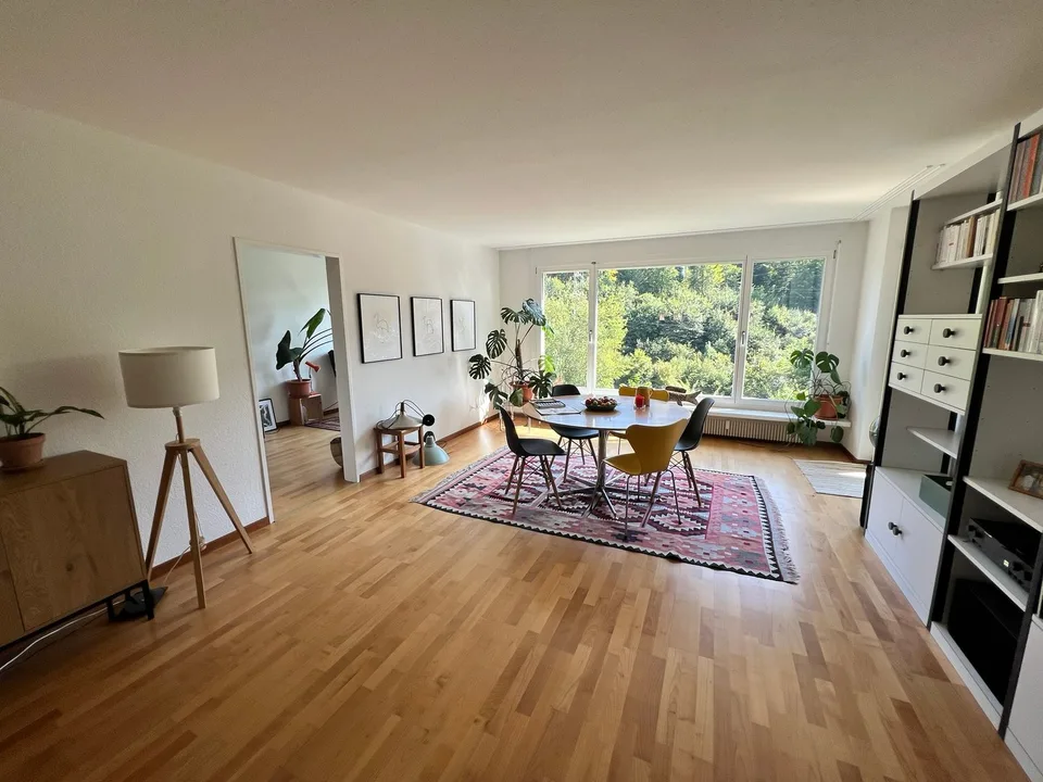 Bel appartement de 4,5 pièces lumineux avec vue sur l'Aare