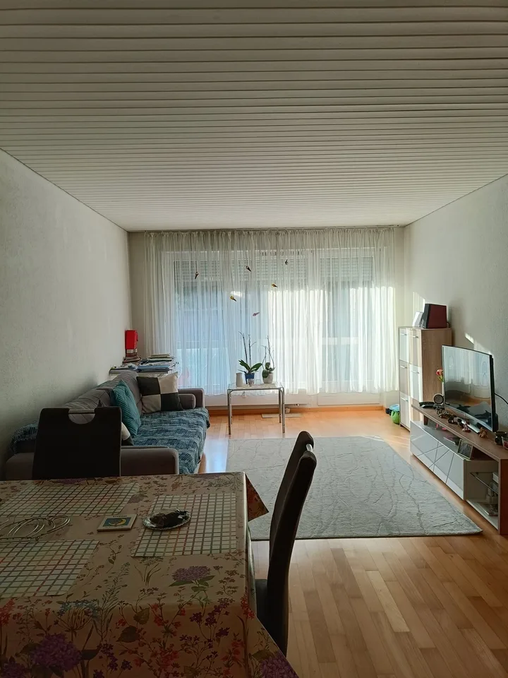 Helle 2-Zimmer-Wohnung mit Balkon in Bern-Bümpliz