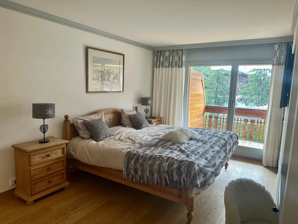 Geräumige 3,5 Zimmer in einer Wohnanlage mit hohem Standard