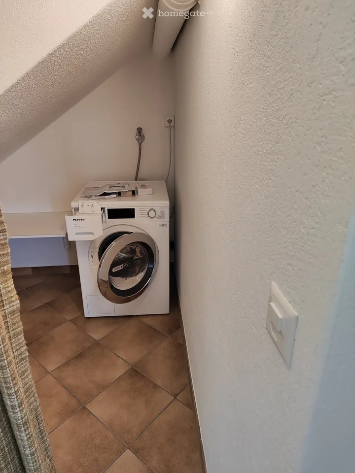 Einliegerwohnung teilmöbliert in Wettingen