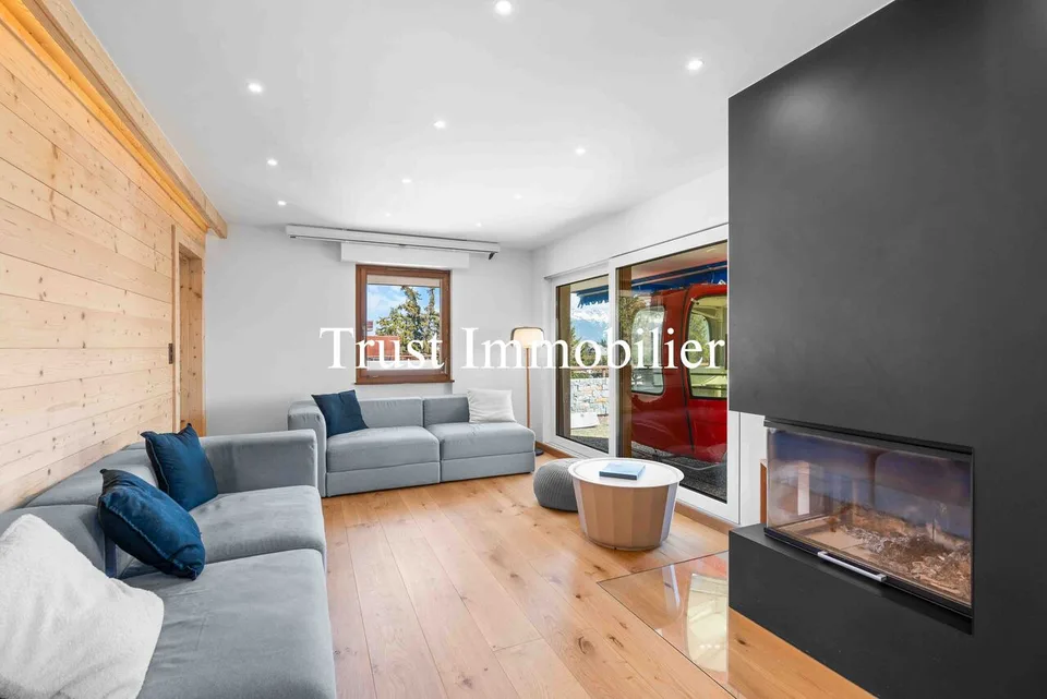 Attic apartment + Studio, 1 km from the center of Crans