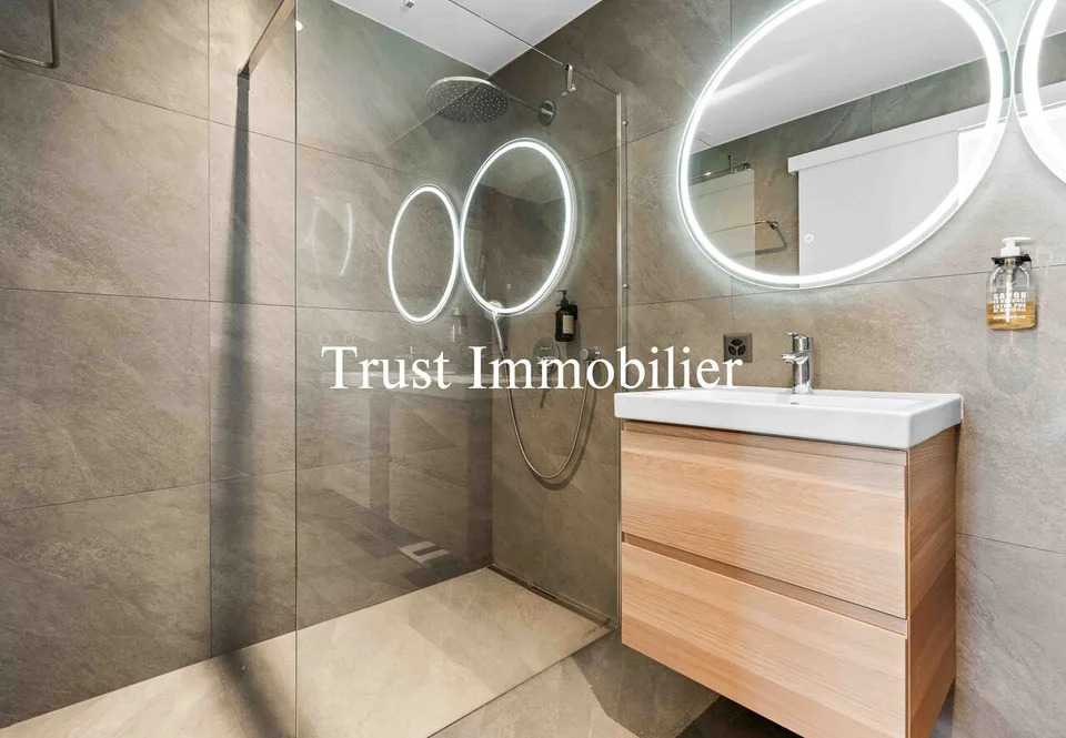 Attic apartment + Studio, 1 km from the center of Crans