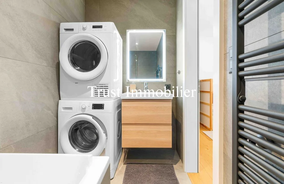 Attic apartment + Studio, 1 km from the center of Crans