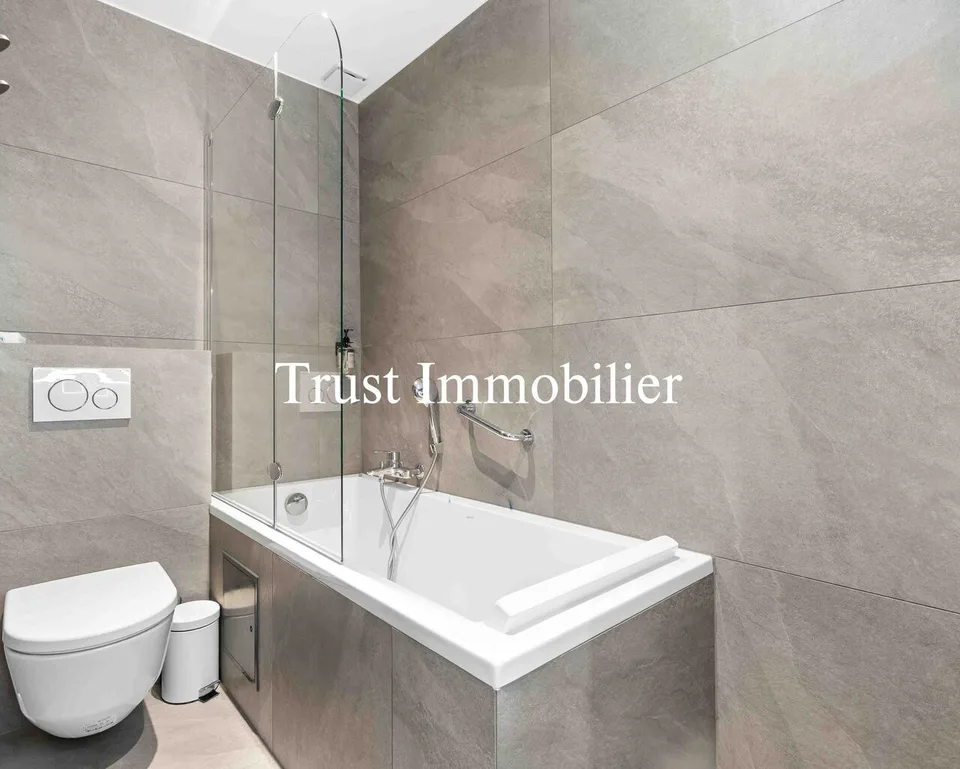 Attic apartment + Studio, 1 km from the center of Crans