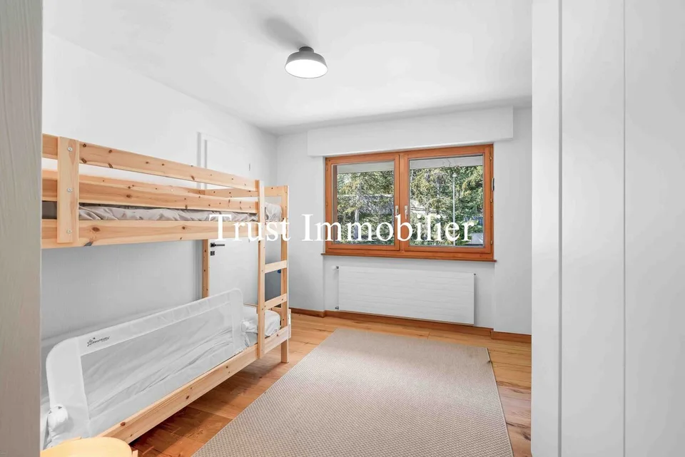 Attic apartment + Studio, 1 km from the center of Crans