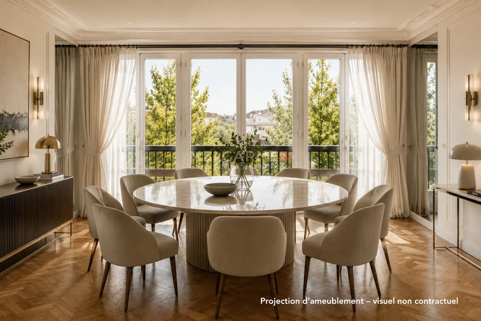 Exclusivité - Appartement 12 pièces en étage élevé