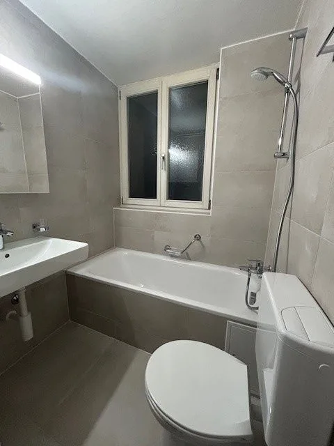 4.0 pieces fully renovated in the heart of Fribourg