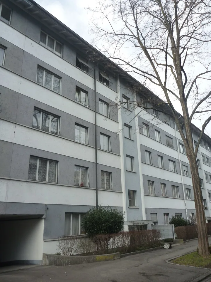 Bern Breitsch - freier Einstellhallenplatz