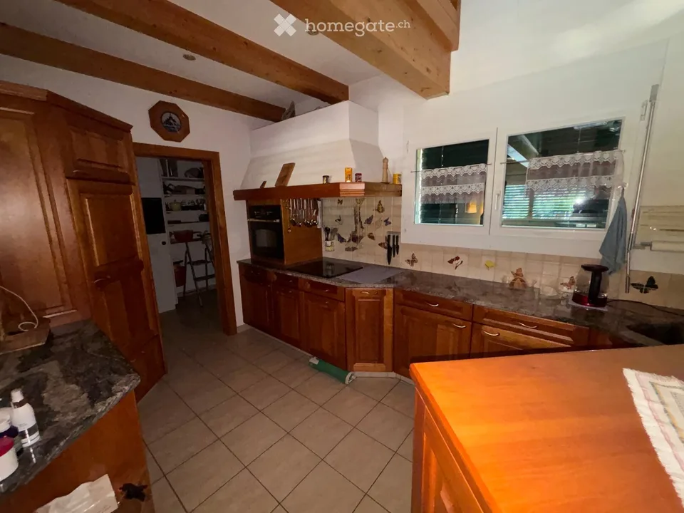 Casa indipendente di 6.5 locali a Bramois – Charme e tranquillità in Vallese
