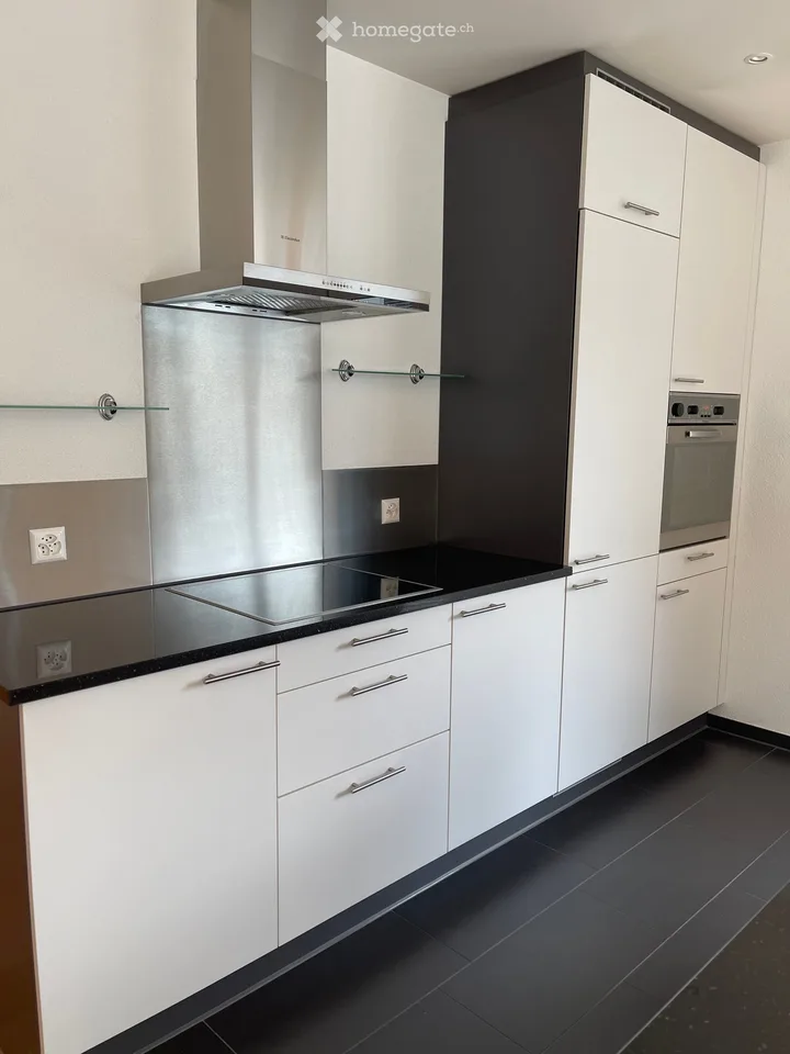 Moderne 3.5-Zimmer-Wohnung mit Seeblick im Hafen Thal / Staad SG