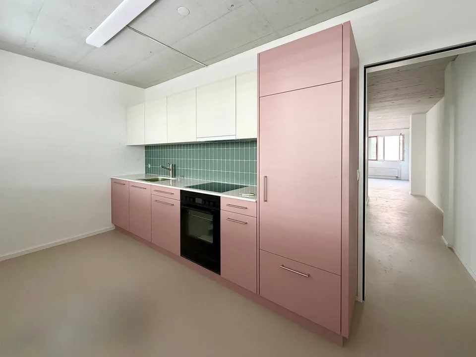 Erstvermietung 2-Zimmerwohnung an zentraler Lage in Dielsdorf