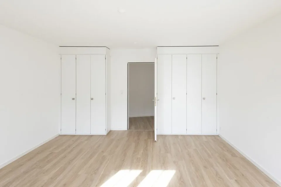 Espace de bureau fraîchement rénové dans le quartier de Seefeld à Zurich