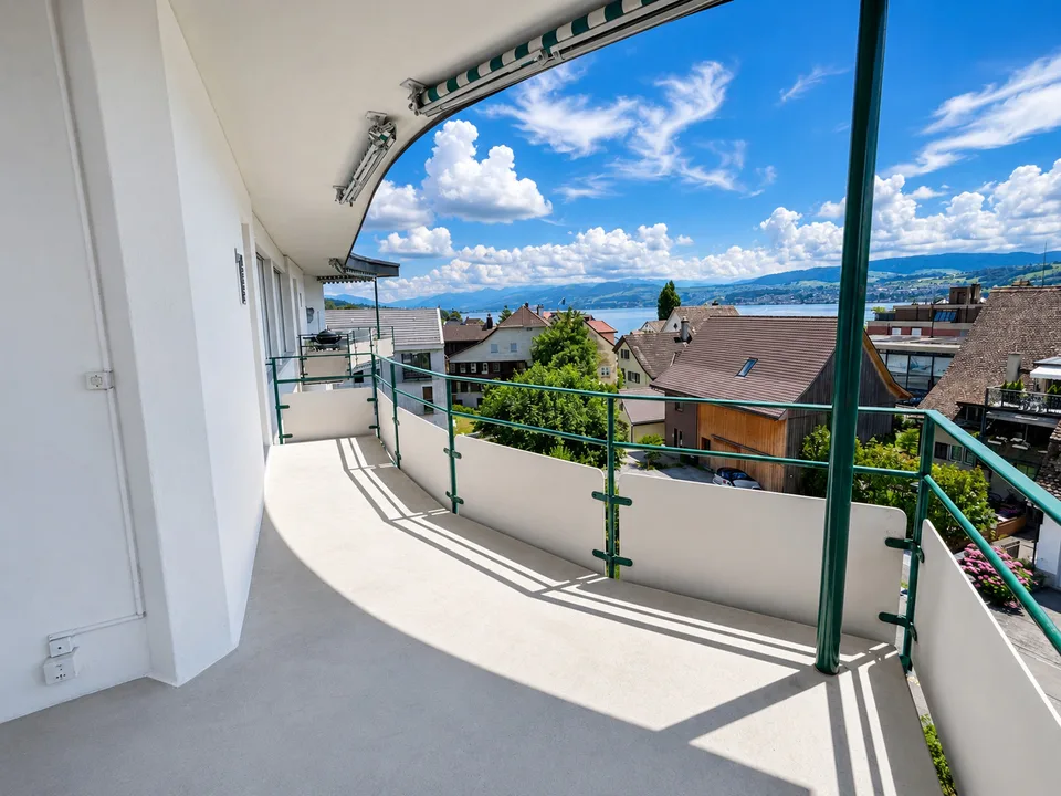 Arriver et se sentir bien – maison lumineuse avec vue sur le lac et les montagnes