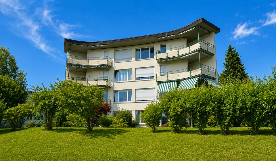 Arriver et se sentir bien – maison lumineuse avec vue sur le lac et les montagnes