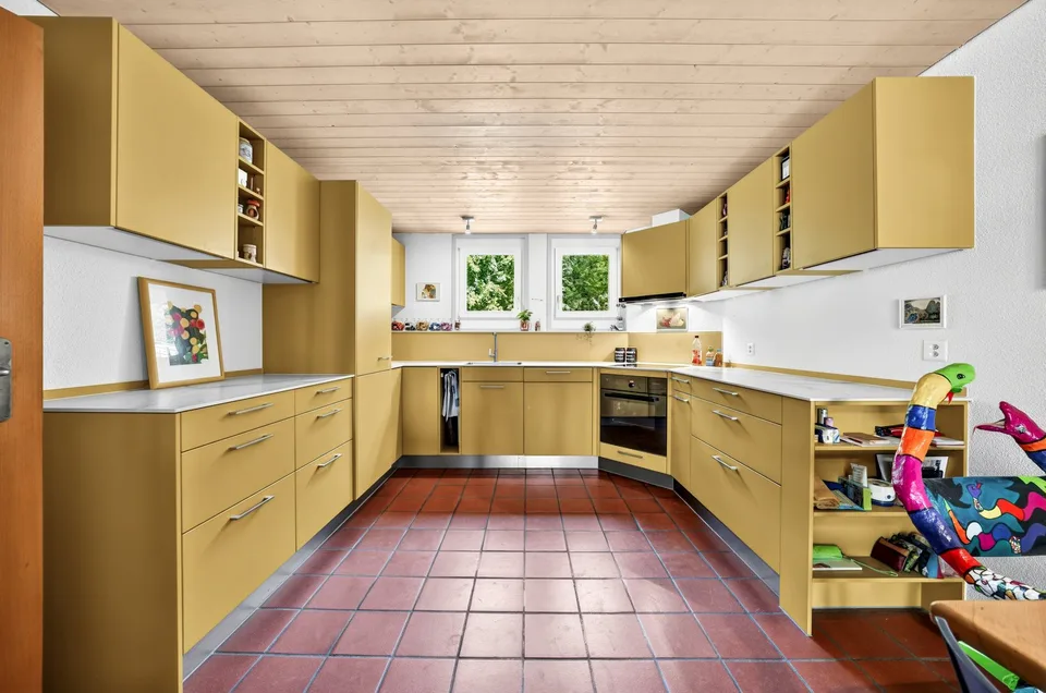 6.5-room row house in an attractive location with a lot of green space