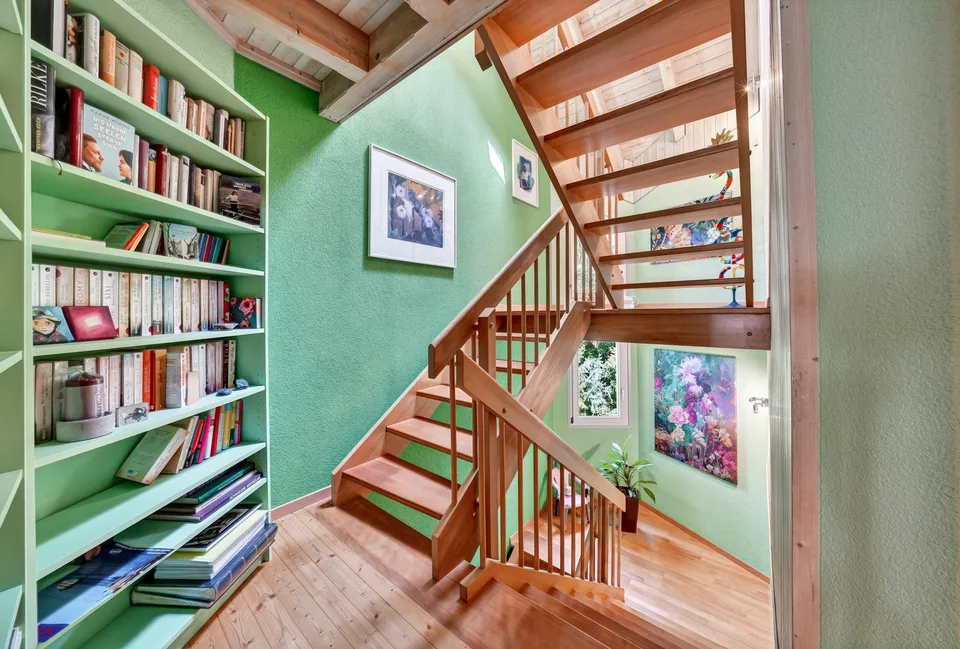 6.5-room row house in an attractive location with a lot of green space