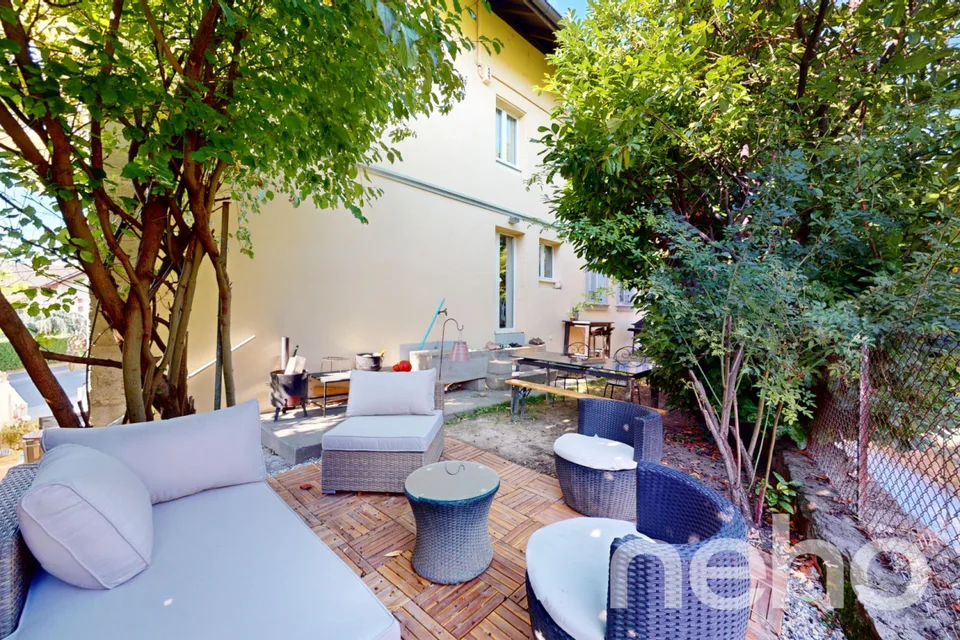 Good return on investment for this rental property not to be missed!