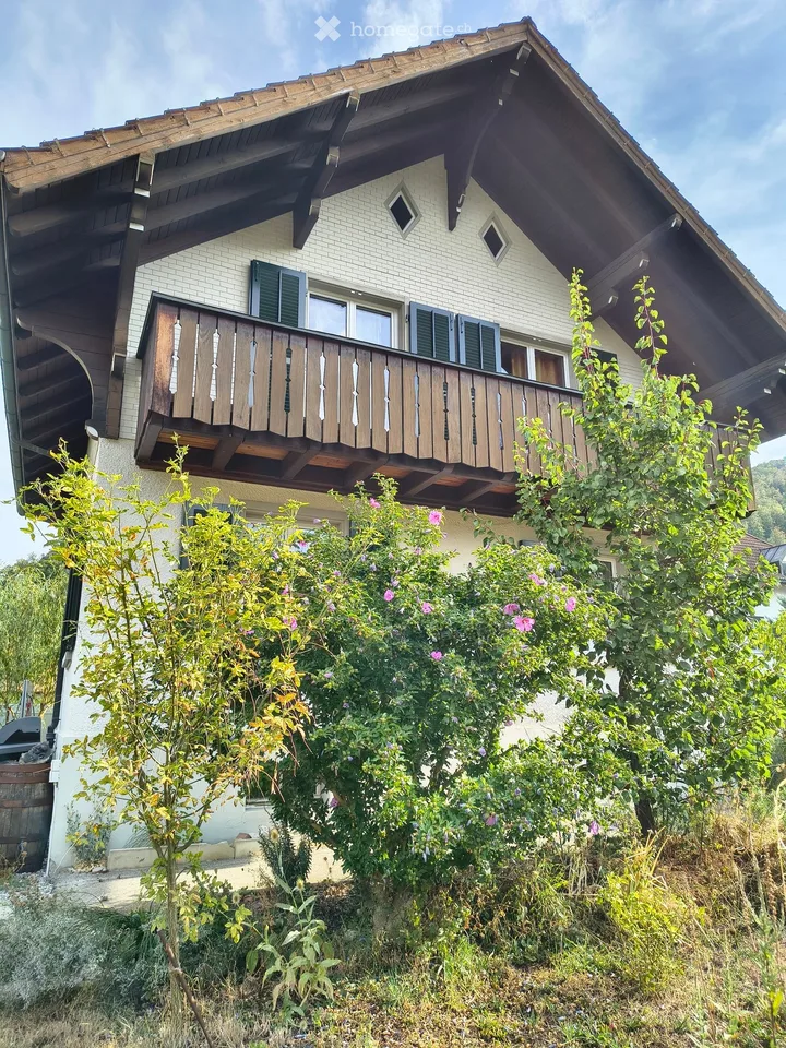 EFH, Bijou an sonniger Lage im Dorfkern von 4436 Oberdorf/BL