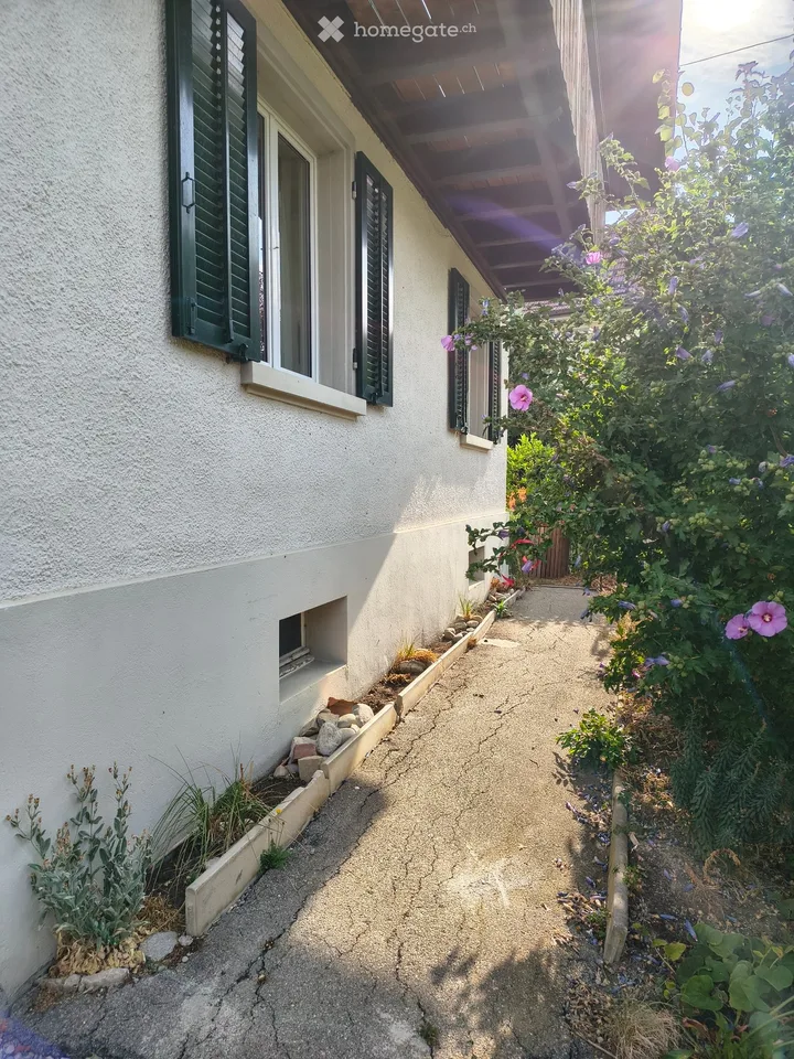 Detached House, Jewel in a Sunny Location in the Village Center of 4436 Oberdorf/BL