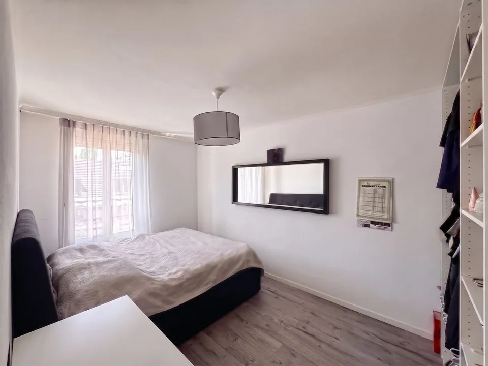Raro! Triplex in attico ristrutturato di 6 pezzi, vicino al centro